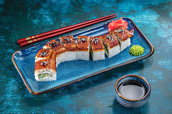 Золотой дракон