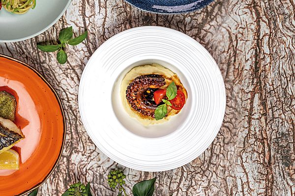 Осьминог на гриле с пюре