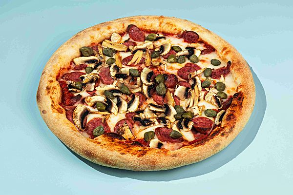 Пицца охотничья с грибами