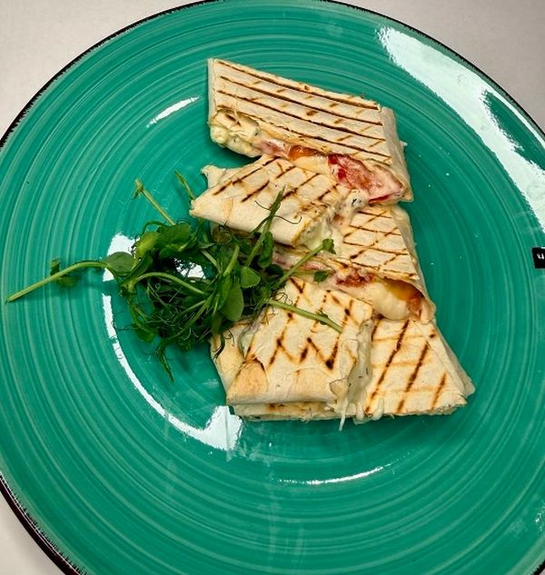 Сулугуни жареный в лаваше