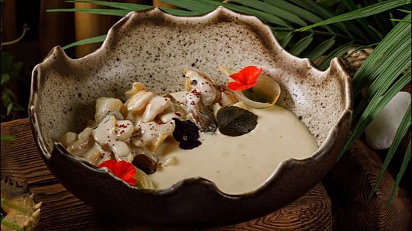 Рапаны с гребешком и муссом из лимона