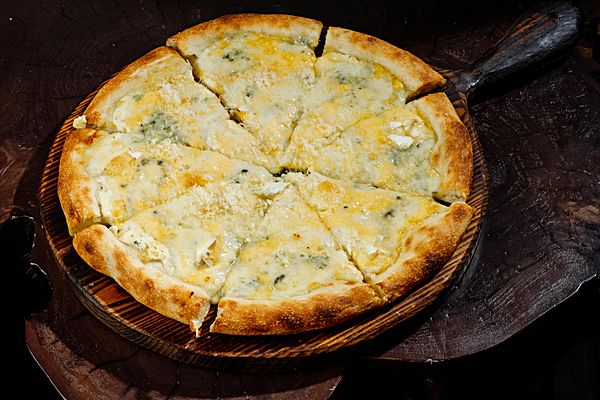 Пицца 4 сыра