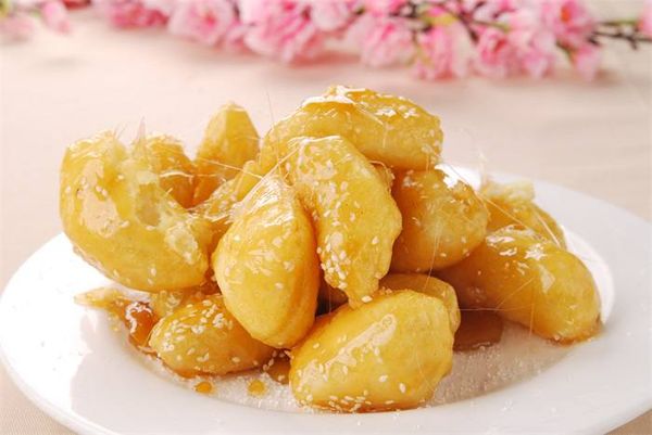 Яблоко в карамели