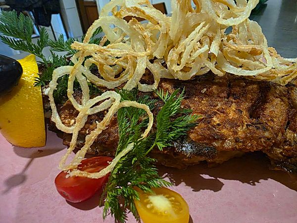 Карась жаренный с хрустящей корочкой