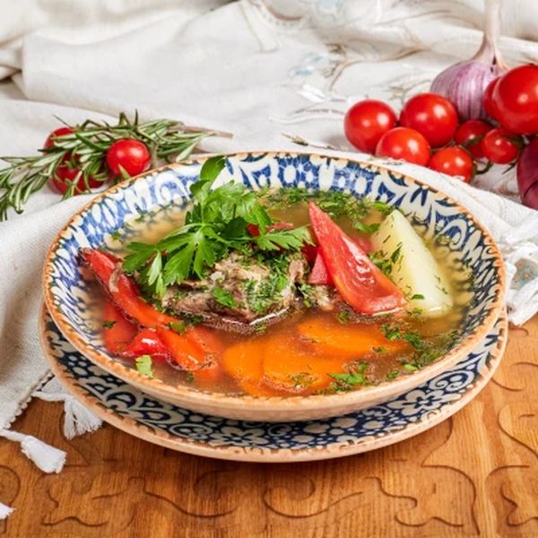 Кайнатма-шурпа с бараниной