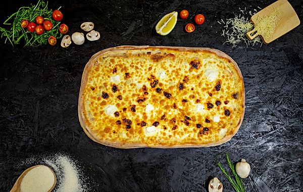 Четыре сыра полметра