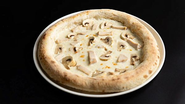 Пицца курица с грибами