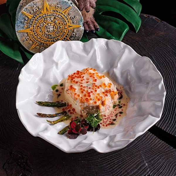 Запеченный лосось с соусом шампань