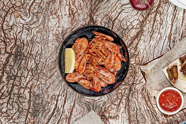 Креветки в чесночном соусе