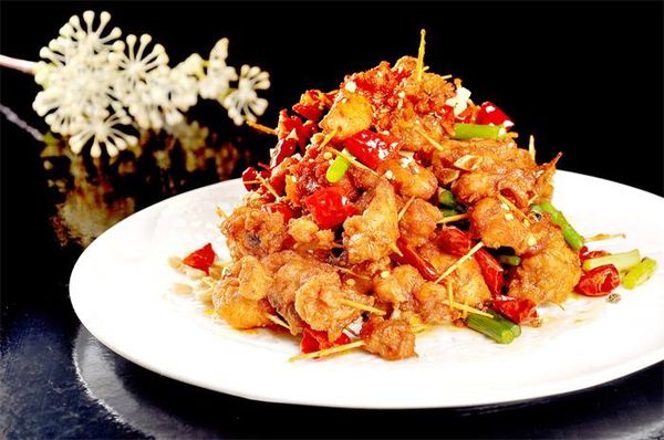 Жареная свинина на шпажке