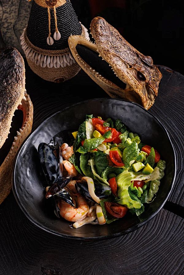 Салат с морепродуктами