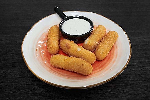 Сырные палочки в панировке