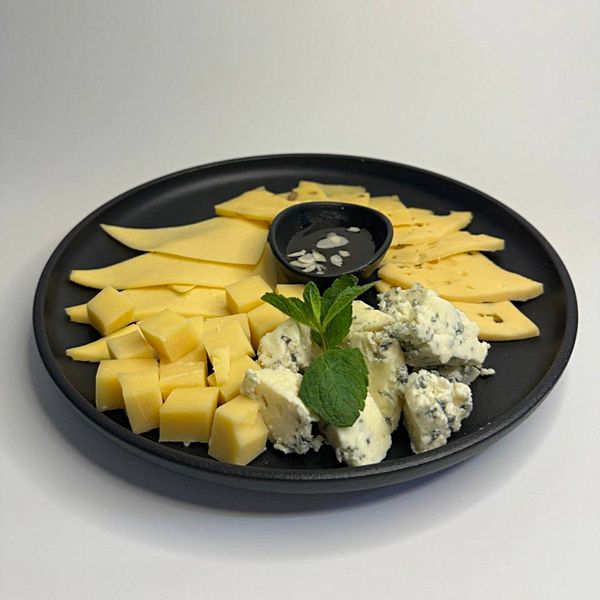 Сырное плато