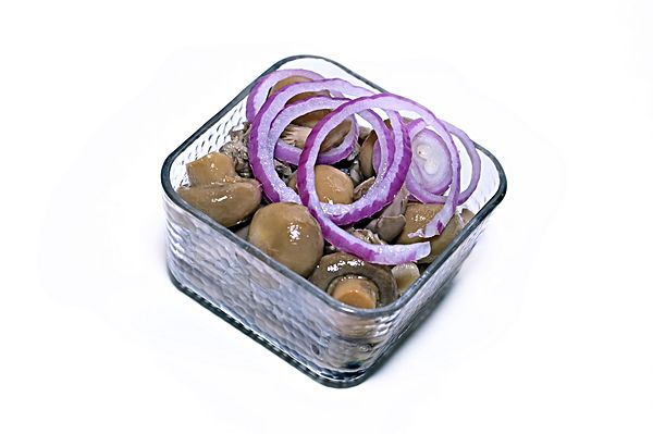 Ассорти маринованных грибов
