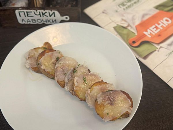 Картофель гриль с салом