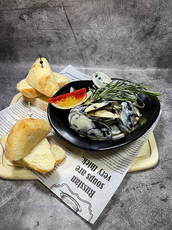 Створки мидий в сырном соусе