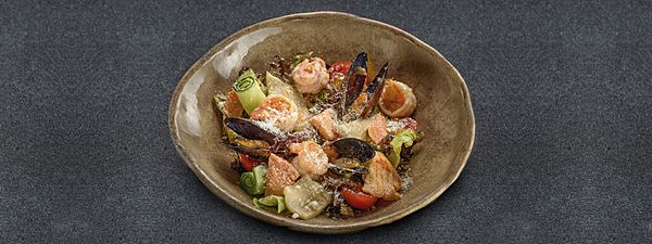 Фирменный с морепродуктами
