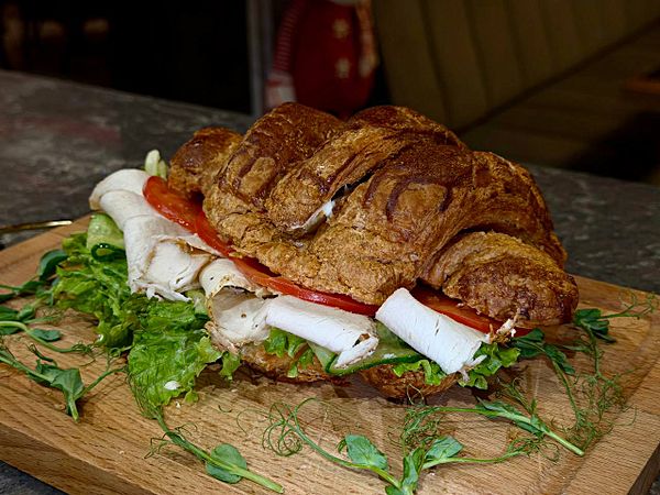 С курицей и свежими овощами