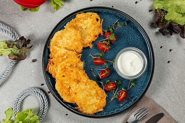 Драники со сметаной