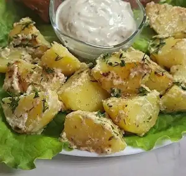 Картофель отварной в сливочном соусе