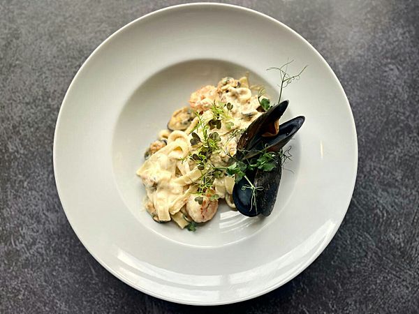 Лапша с морскими гадами