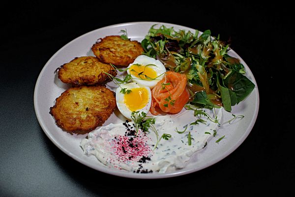 Драники с лососем