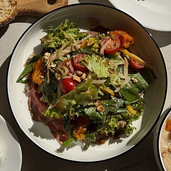 Салат с ростбифом