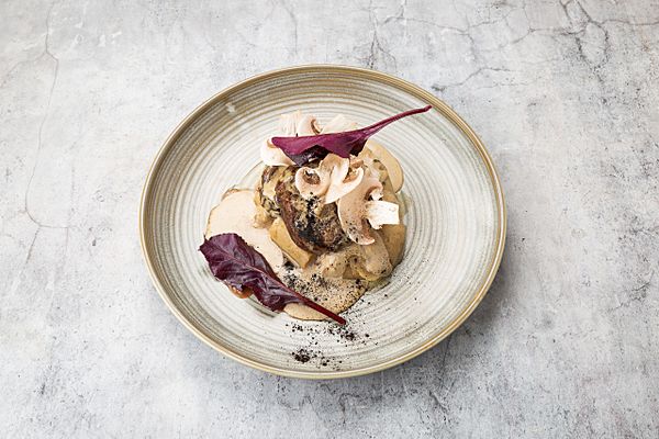 Медальоны из говядины с трюфельным пюре