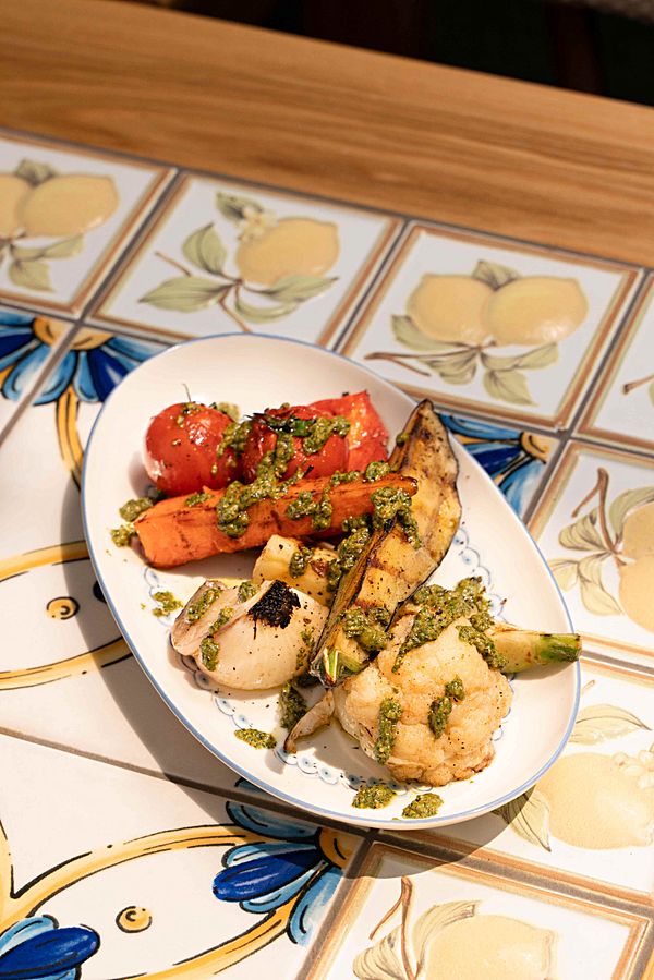 Овощи гриль с песто