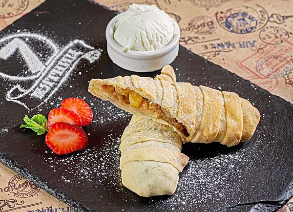 Штрудель яблочный