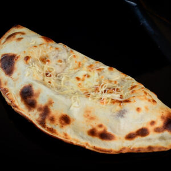 Кальцоне с ветчиной