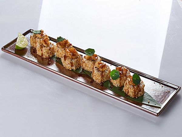 Ролл с креветкой терияки и фейхоа