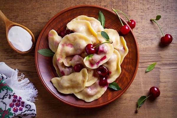 Вареники с вишней