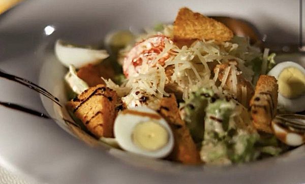 Цезарь с лососем