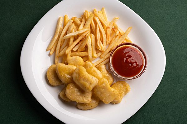 Наггетсы с картошкой фри