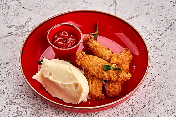 Нагеттсы с пюре/фри