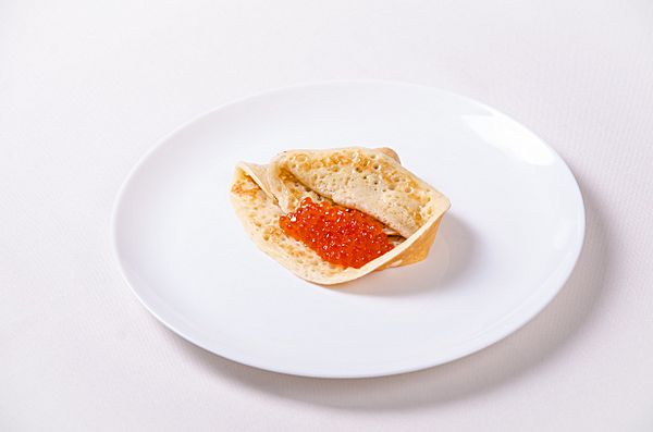 Блин с красной икрой (маленький)