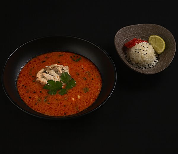 Том ям с курицей