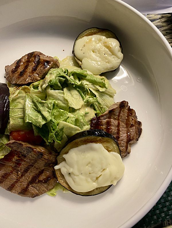 Фирменный салат 