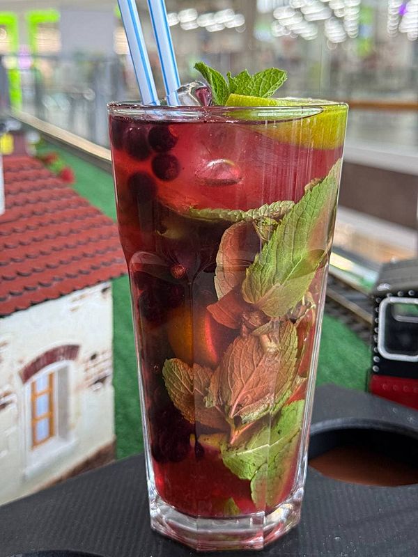 Мохито черная смородина