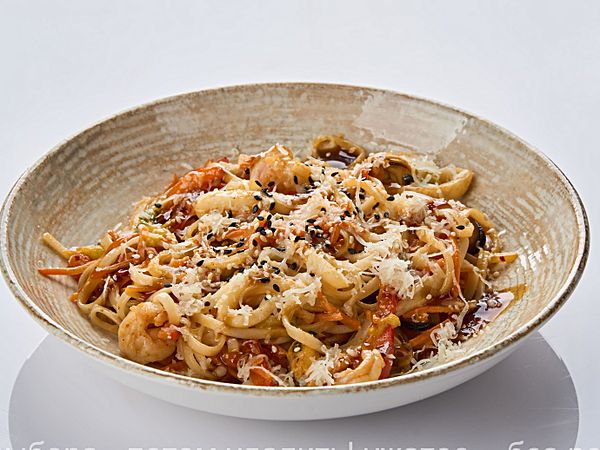 Удон с морепродуктами