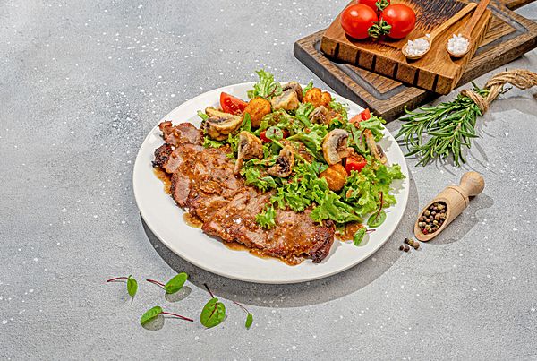 Стейк салат