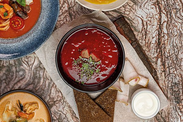 Борщ с салом