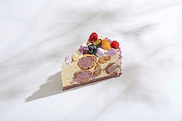 Французский торт с профитролями