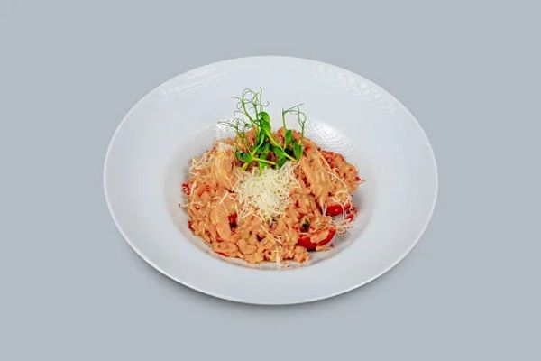 Орзо с тигровой креветкой и мидиями