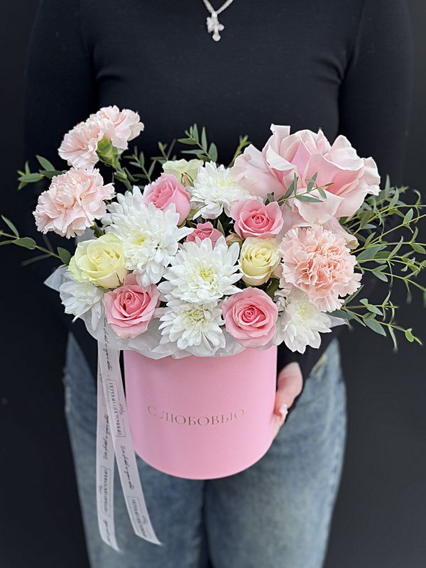 Сборная композиция в нежных оттенках с французской розой