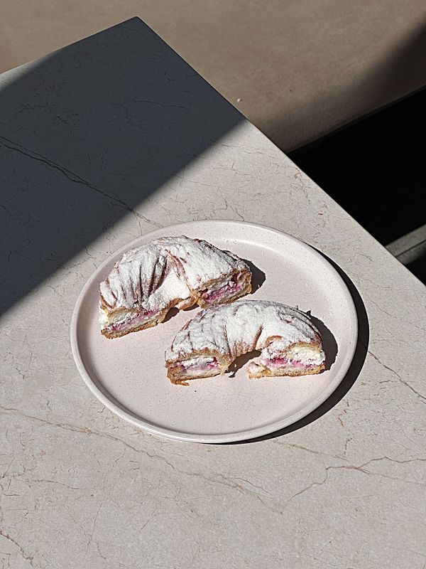 Творожное кольцо с малиной