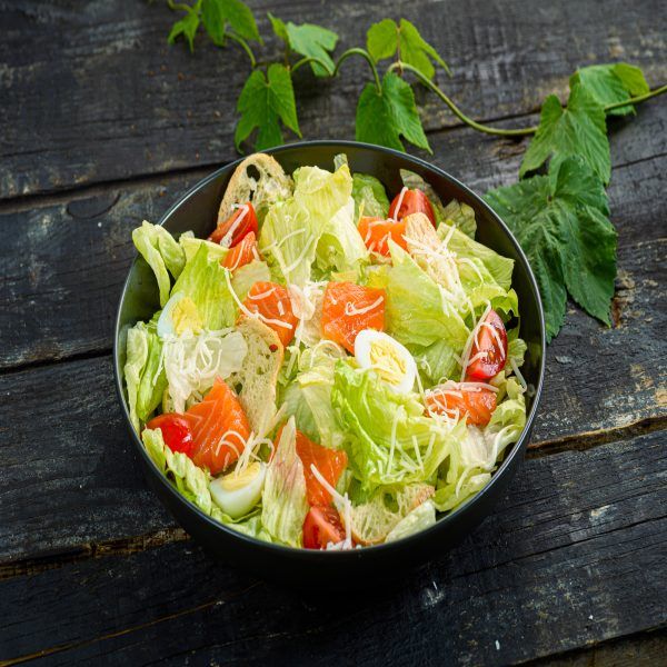 Цезарь с лососем