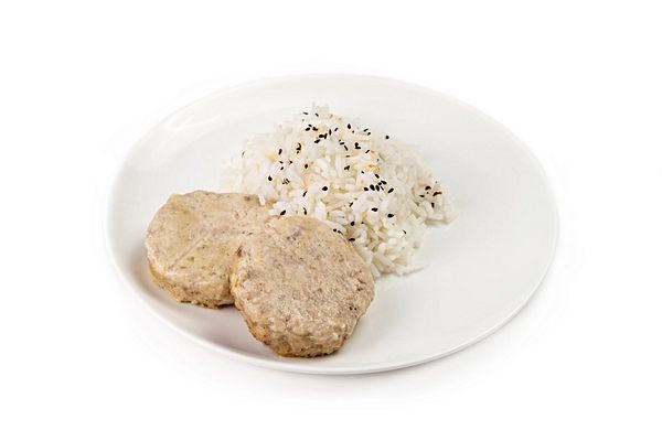 Биточки паровые из индейки с рисом