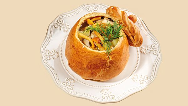 Суп с белыми грибами и куриными сердечками